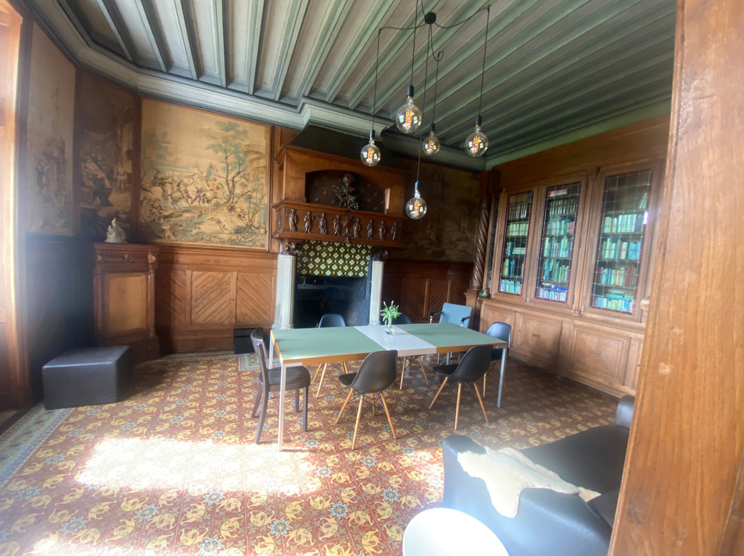 Château de Sibra主图