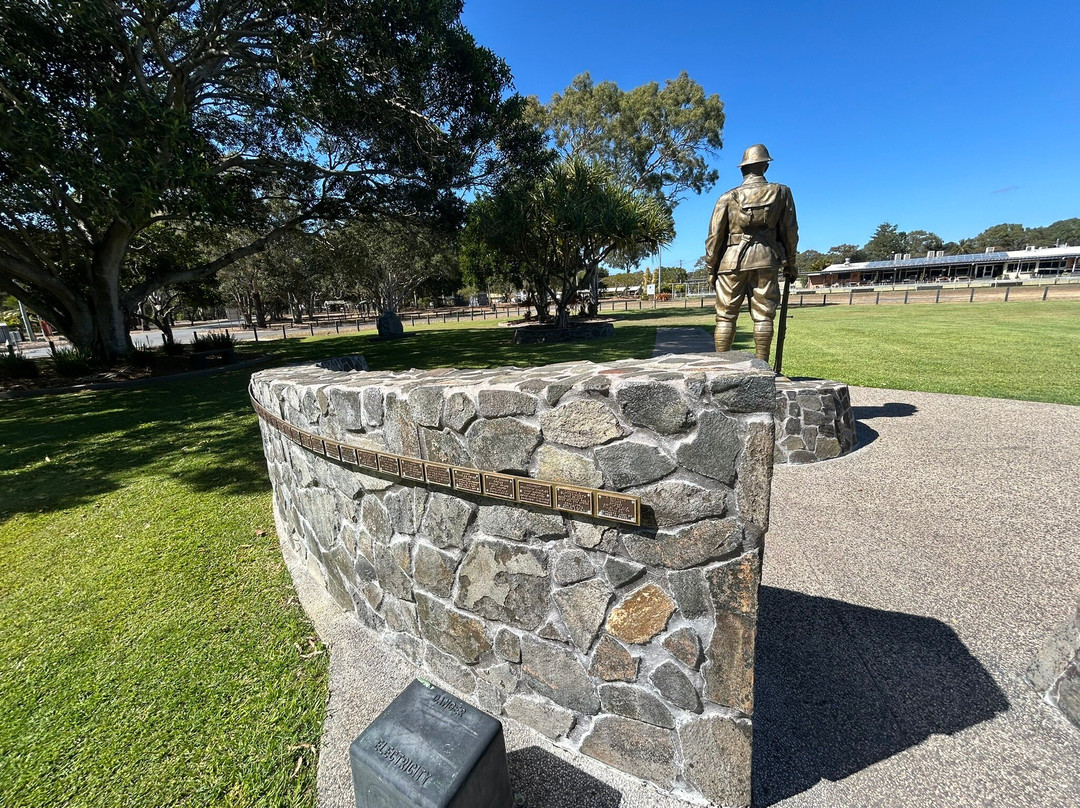 Moore Park Beach ANZAC Memorial Park