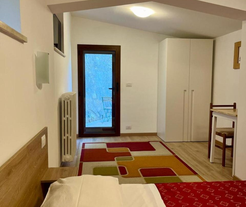 Amoroso's House, Affittacamere