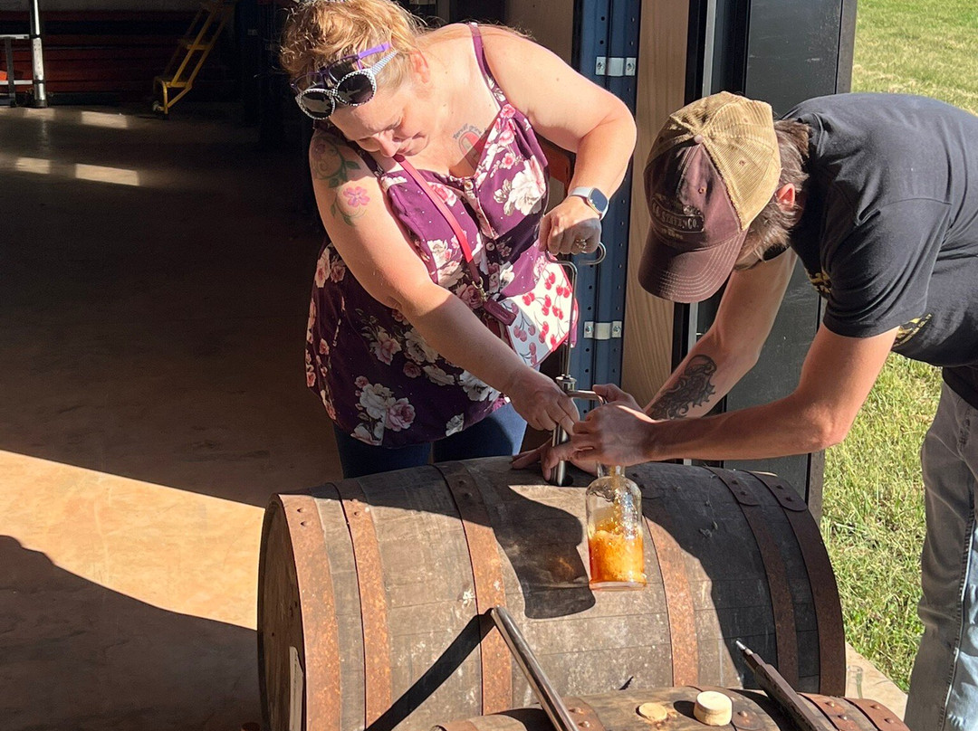 MB Roland Distillery-Pembroke必去景点