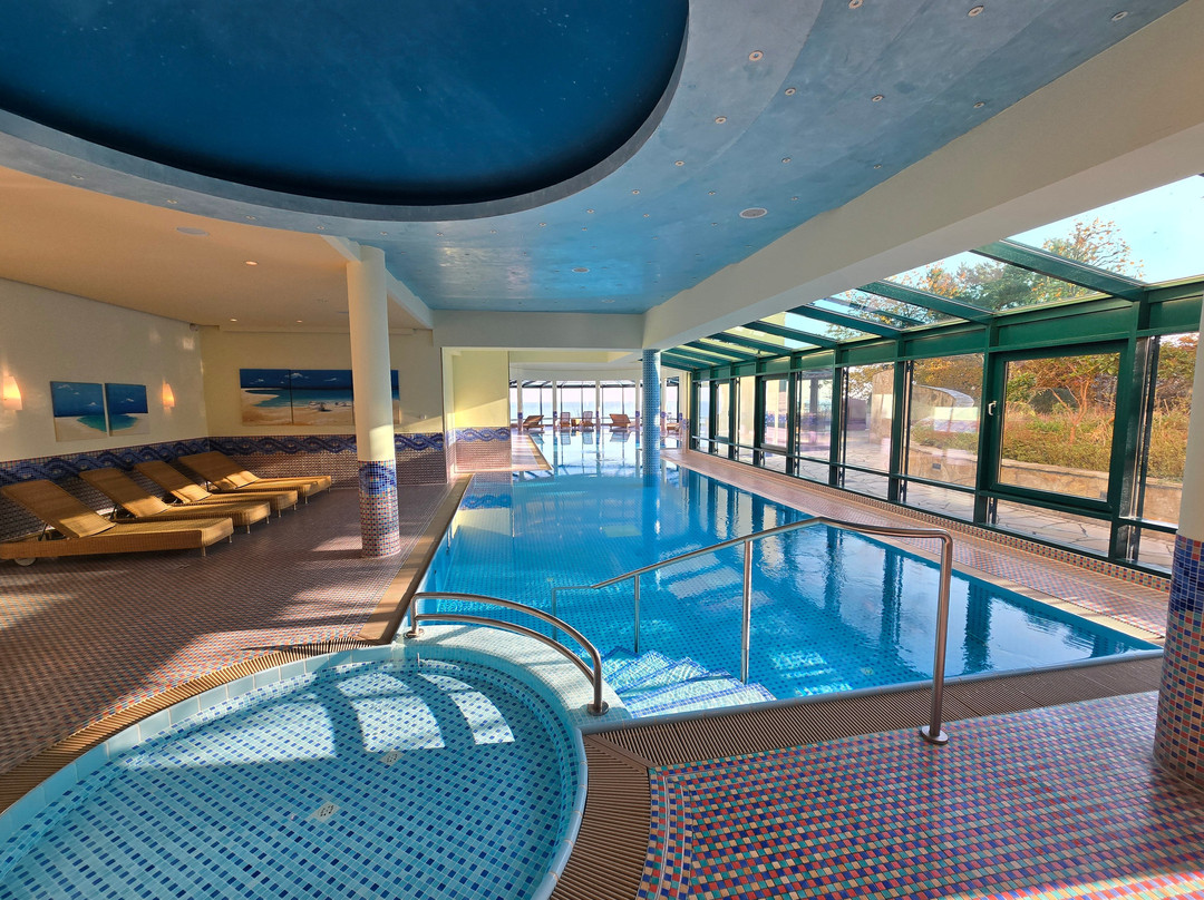 班辛风情旅游度假酒店主图