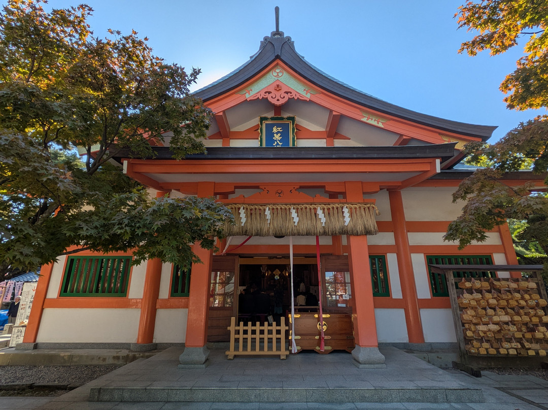 Momiji Hachimangu Shrine-福冈市必去景点