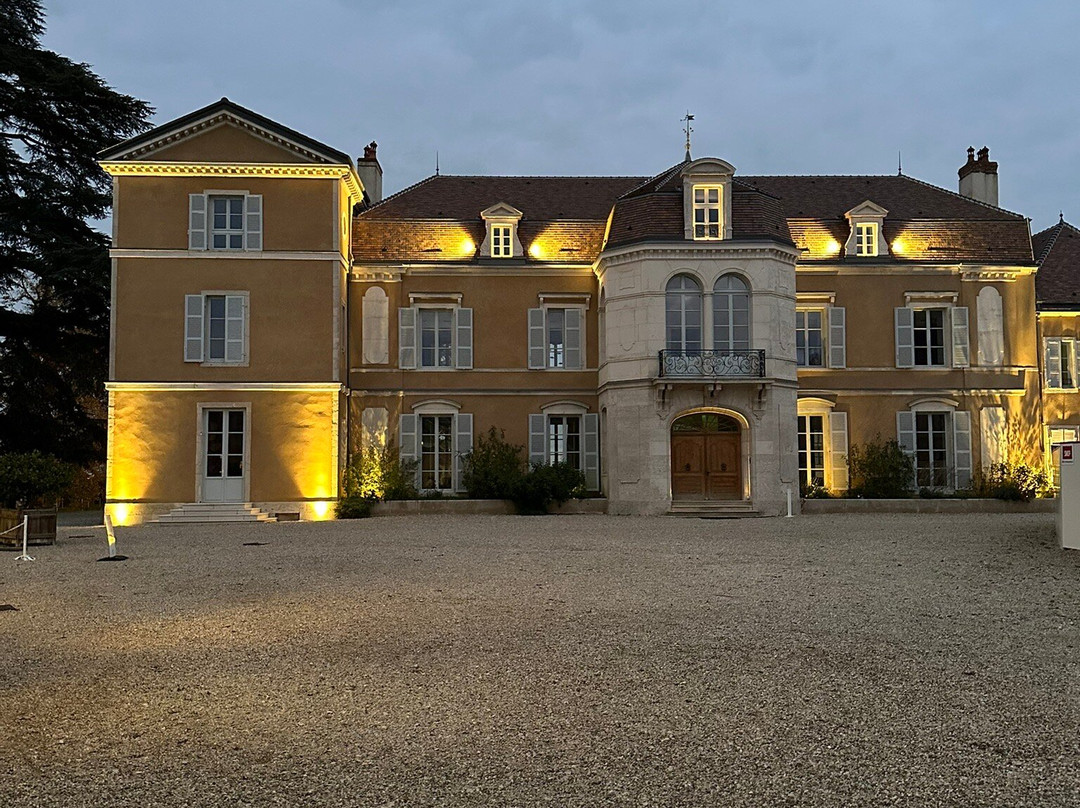 Chateau de Meursault-默尔索必去景点