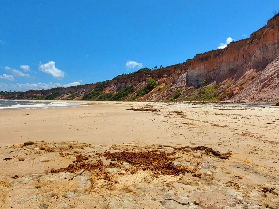 Praia Amendoeira-Prado必去景点