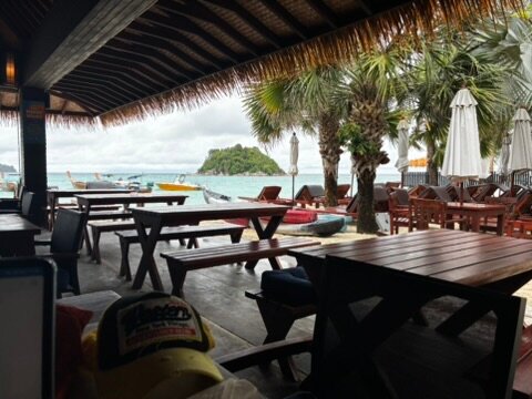 日出海滩马里度假村-浴室