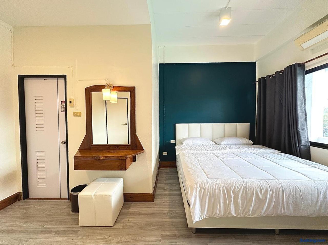 Zimbei Cozytel Khaolak