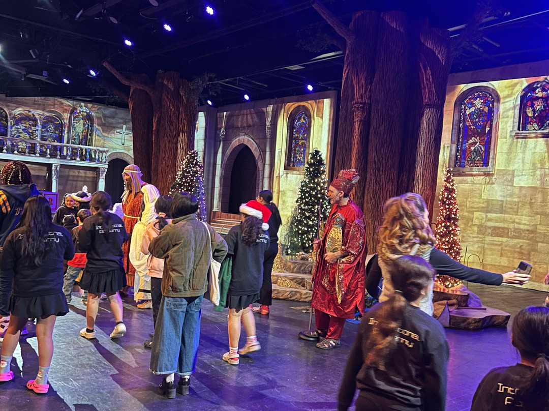 NarroWay Productions-米尔堡必去景点