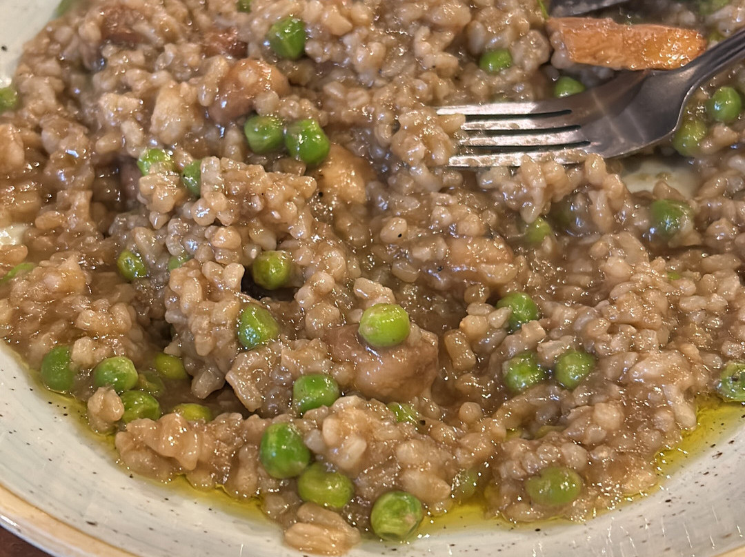 The Fountain Inn And Riverside Restaurant主图