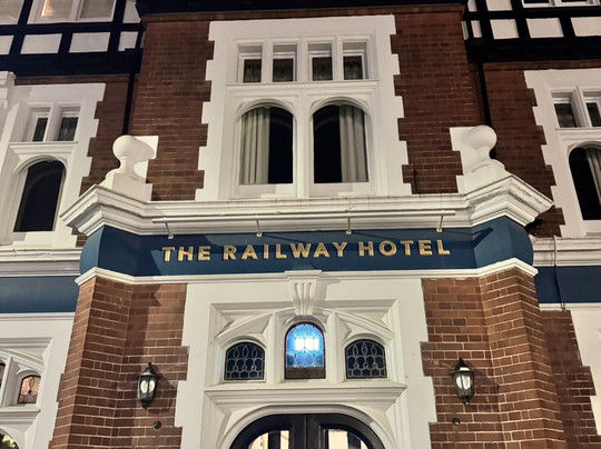 The Railway Hotel主图