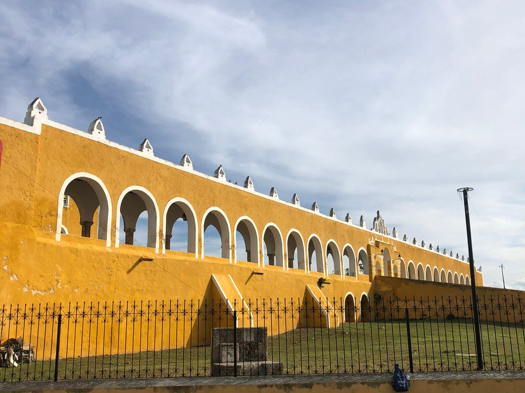 Plaza Izamal-Izamal必去景点