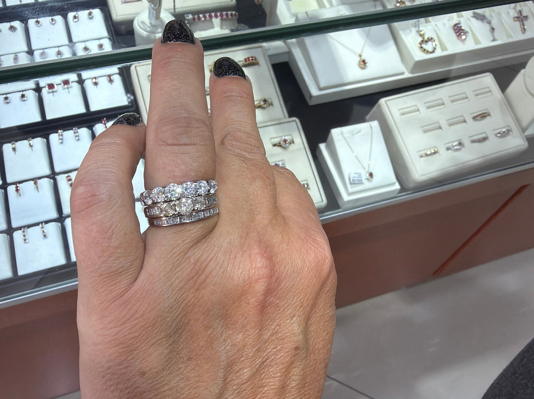 Gold Palace Jewelers-奥腊涅斯塔德必去景点