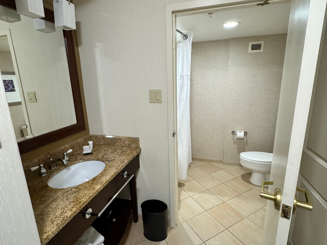 圣迭戈拉荷亚万豪酒店主图