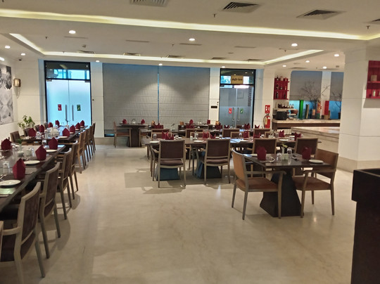 Soaltee Westend Premier主图