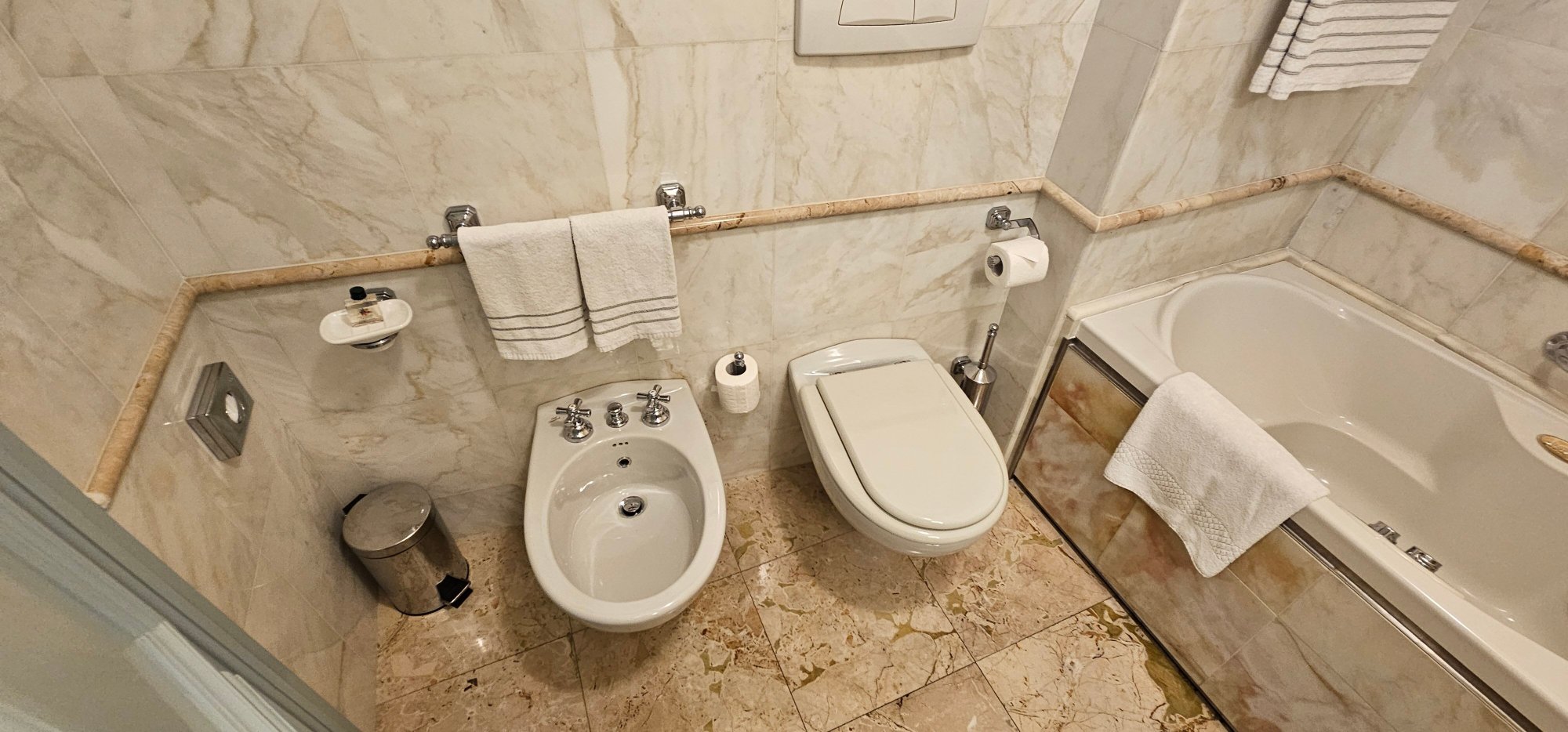 奥尔米假日别墅酒店-官方