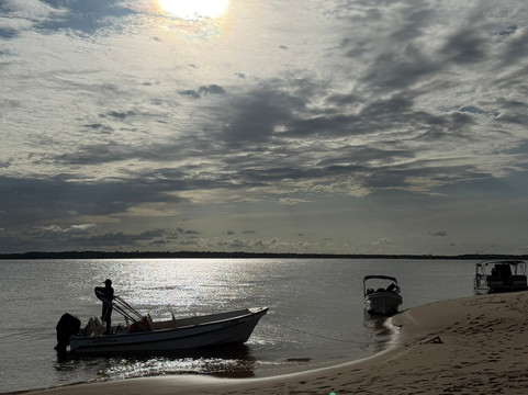 Revoada Dos Guarás-Araioses必去景点