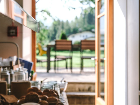 坦尼霍夫酒店主图