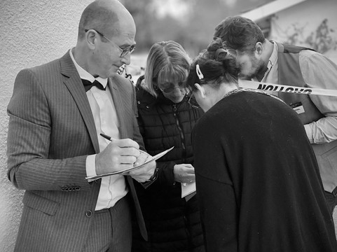 Le Bureau Des Intrigues-阿维尼翁新城必去景点