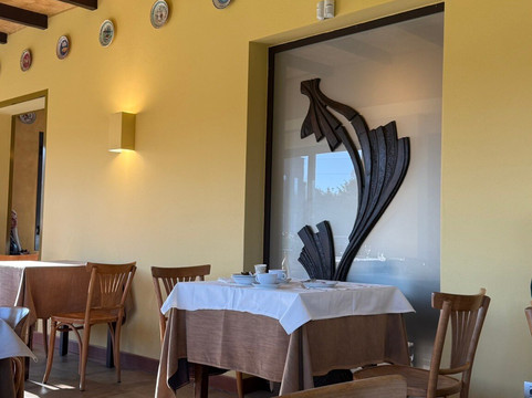 丽尔菲尼拜亚德尔雷酒店主图