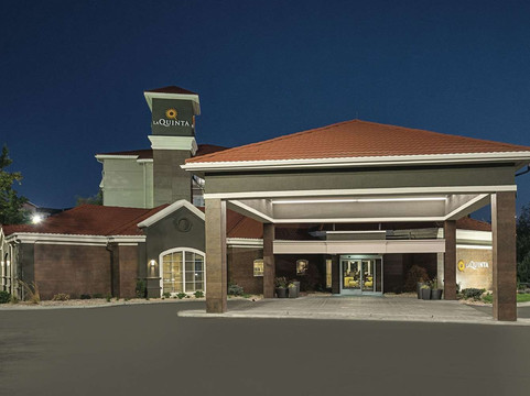 奥勒姆大学公园道拉昆塔温德姆套房酒店