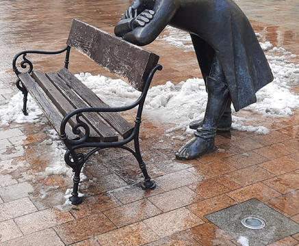 Napoleon’s Army Soldier Statue-布拉迪斯拉发必去景点