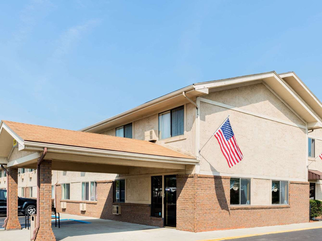 富兰克林-米德尔敦地区速8酒店