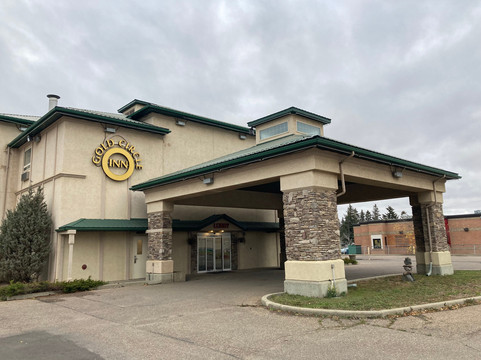 黄金圈酒店主图