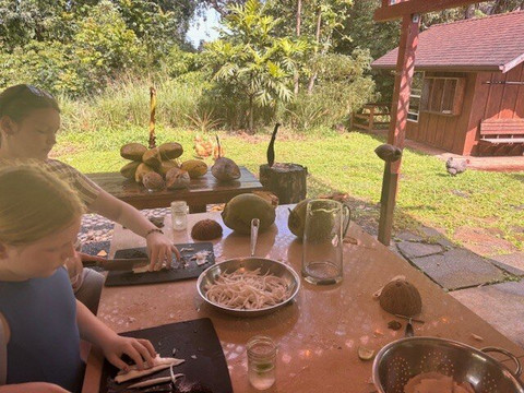 Coconut Information Farm & Cooking School-海库必去景点