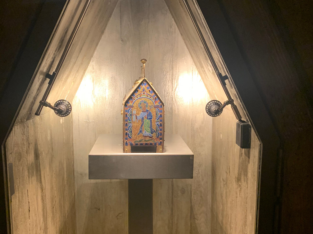 Eglise Saint-Pardoux-Gimel-les-Cascades必去景点
