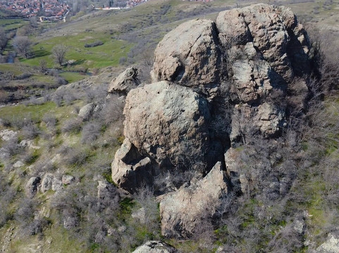 Popintsi Thracian Rock Sanctuary