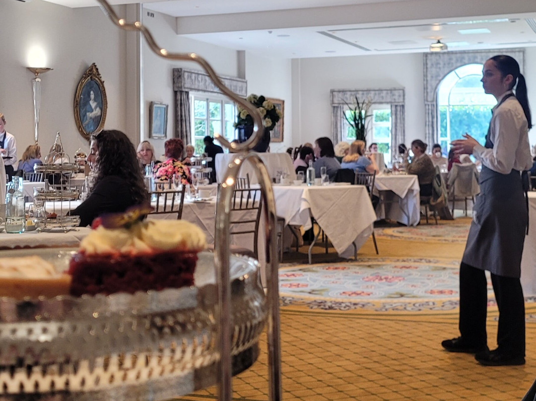 劳勒斯酒店主图