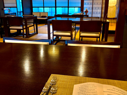 竹原盐场镇日本酒店主图