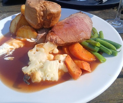 布洛克特阿姆斯酒店主图