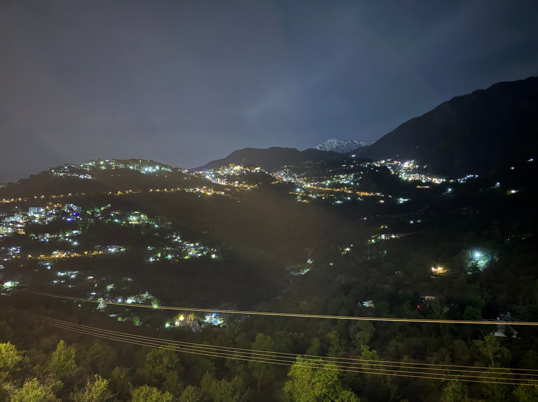 胡斯塔高山度假酒店主图