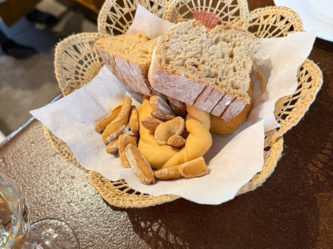 Bodega Stratvs-Yaiza必去景点