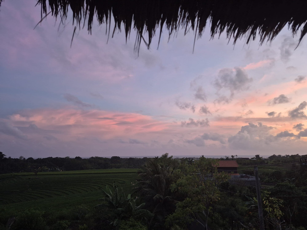 霎哈嘉萨瓦度假别墅主图