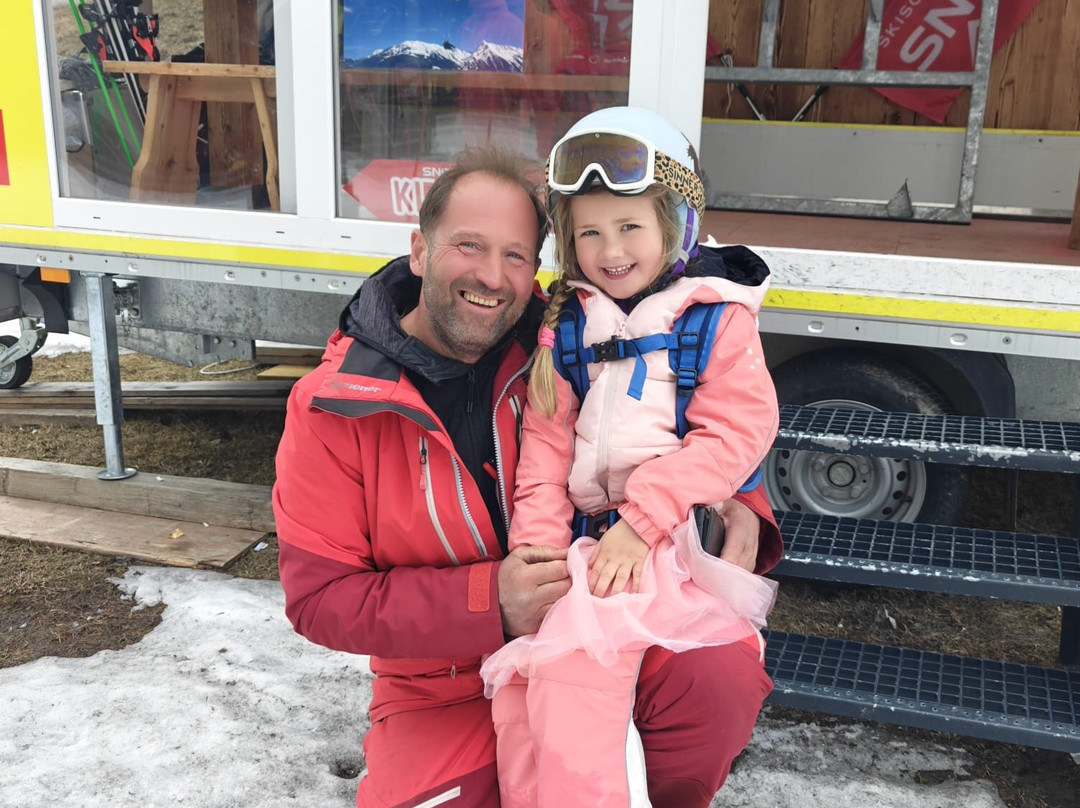 Skischule & Skiverleih Snowsports Mayrhofen-玛莉霍芬必去景点