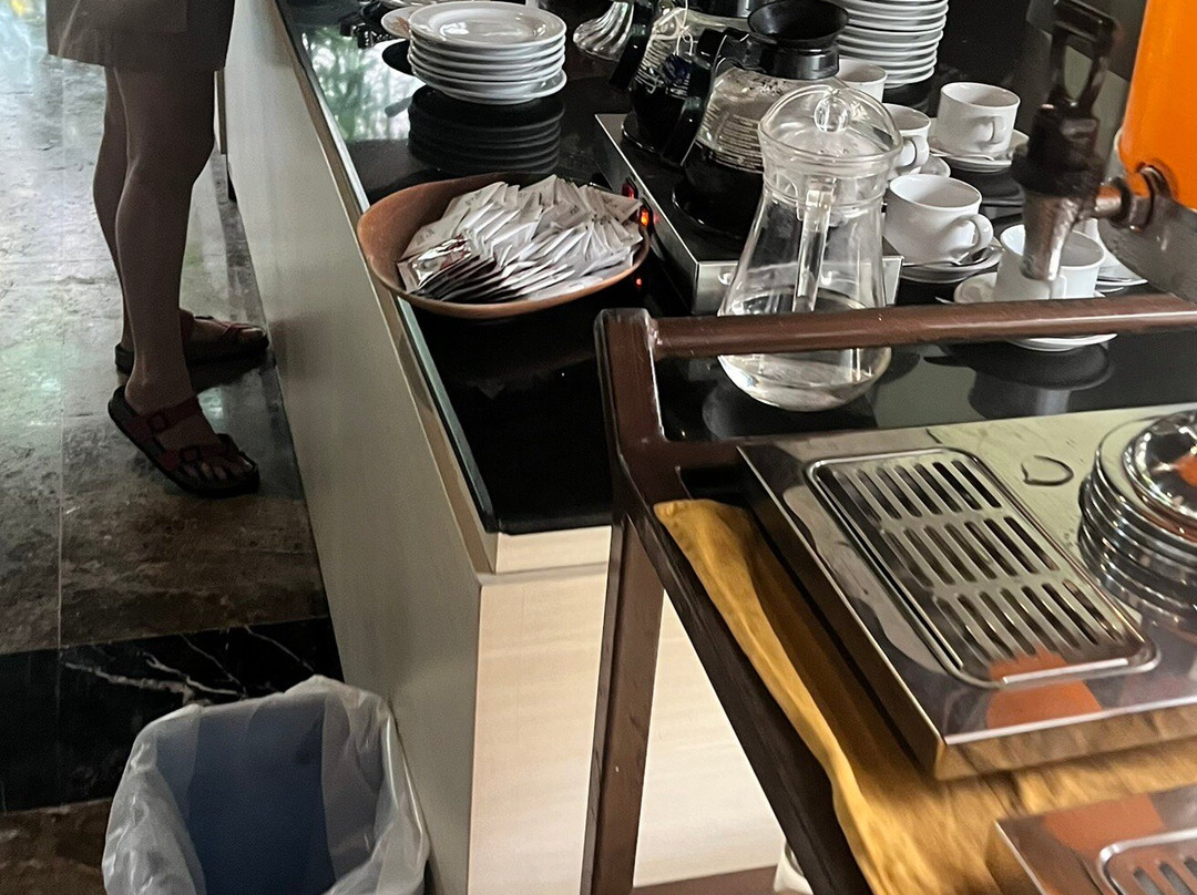 伊简景观酒店和度假村主图