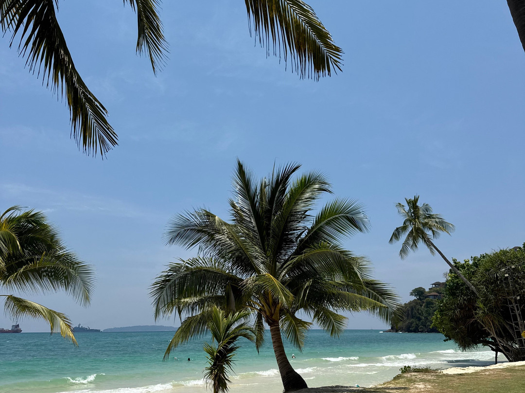 普吉岛凯特睿海湾酒店主图