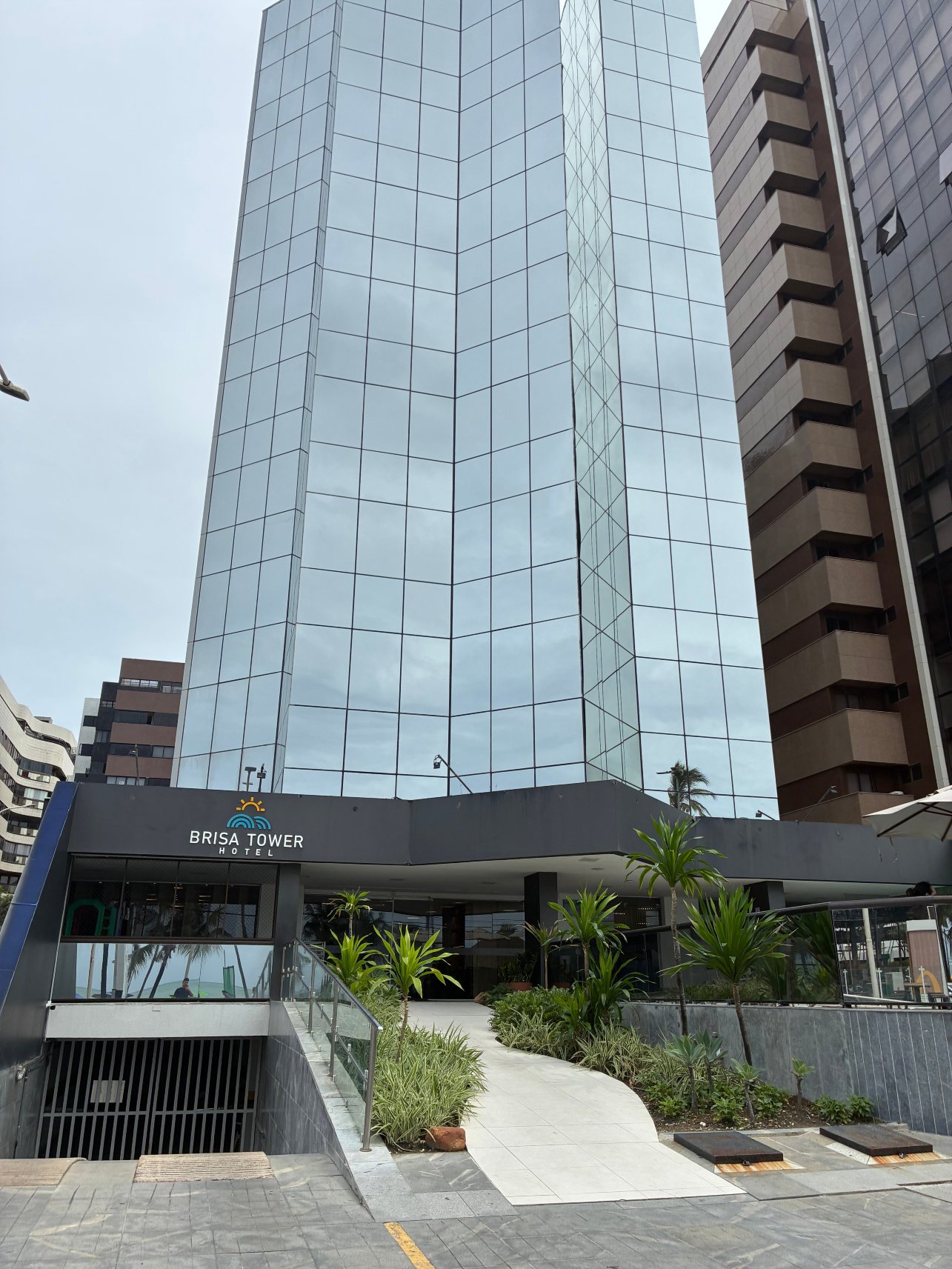 比利沙塔酒店-旅行者
