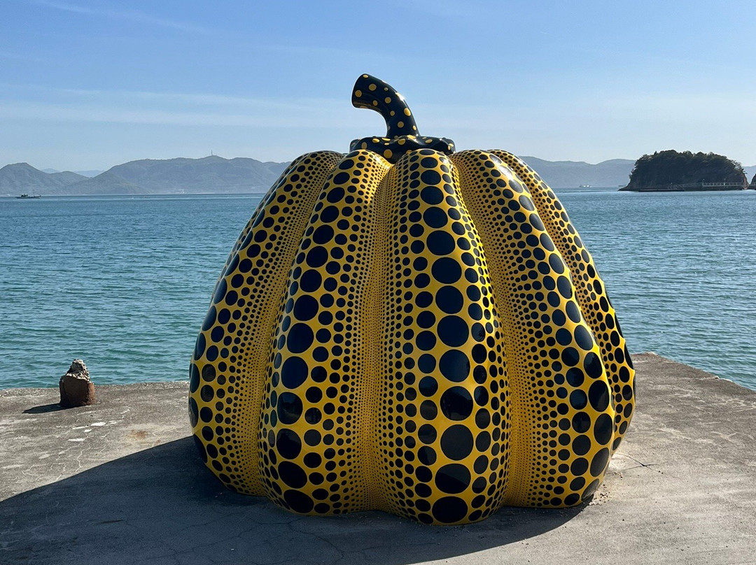 Yellow Pumpkin-直岛町必去景点