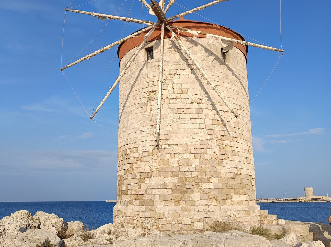 Colossus of Rhodes-罗德城必去景点