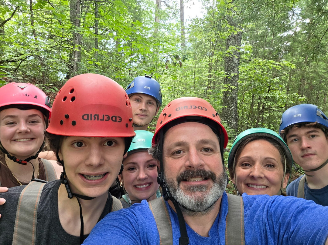 Smoky Mountain Ziplines-皮金福奇必去景点