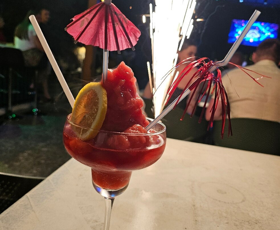 蓝星酒店主图