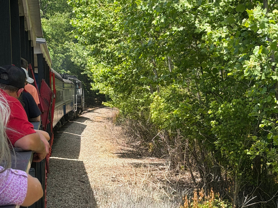 Hocking Valley Scenic Railway-Nelsonville必去景点