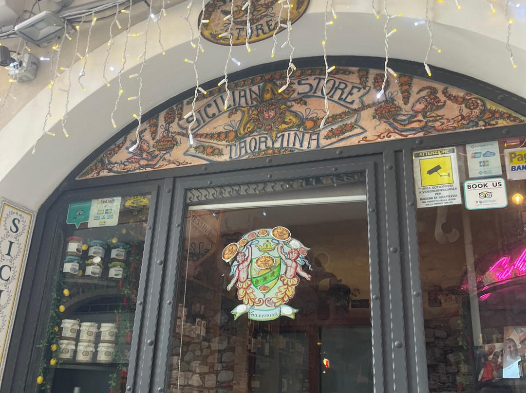 Sicilian Store-陶尔米纳必去景点