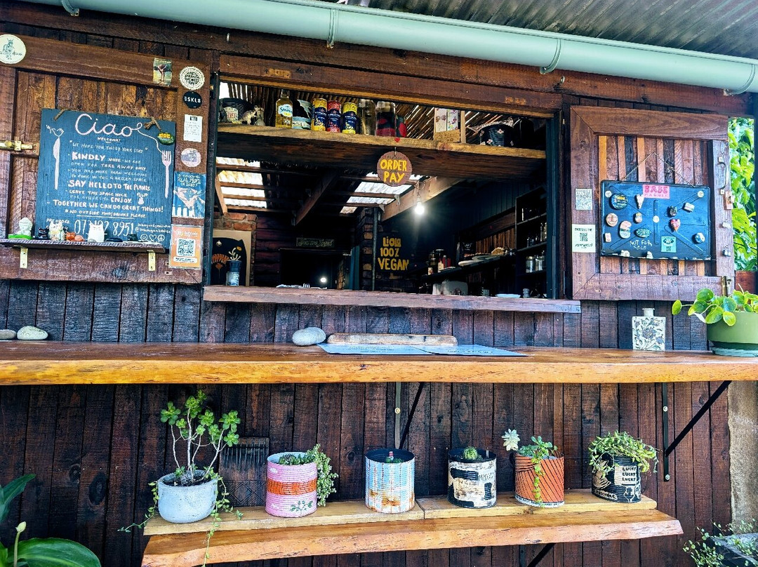 Liola Vegan Kitchen