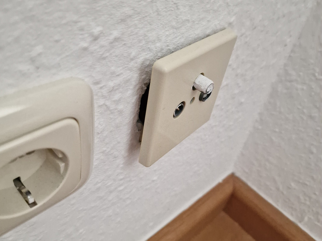 祖尔波斯酒店主图