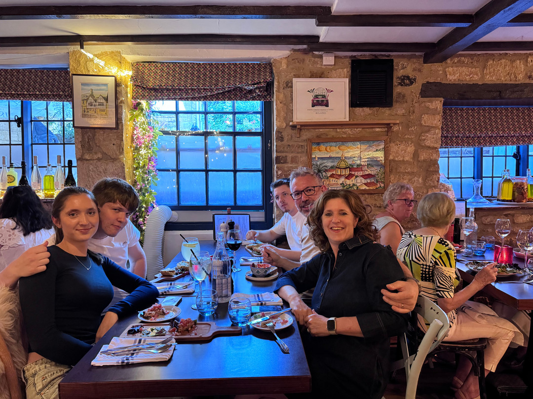 Da Luigi Bistro - Italian Restaurant & Pizzeria