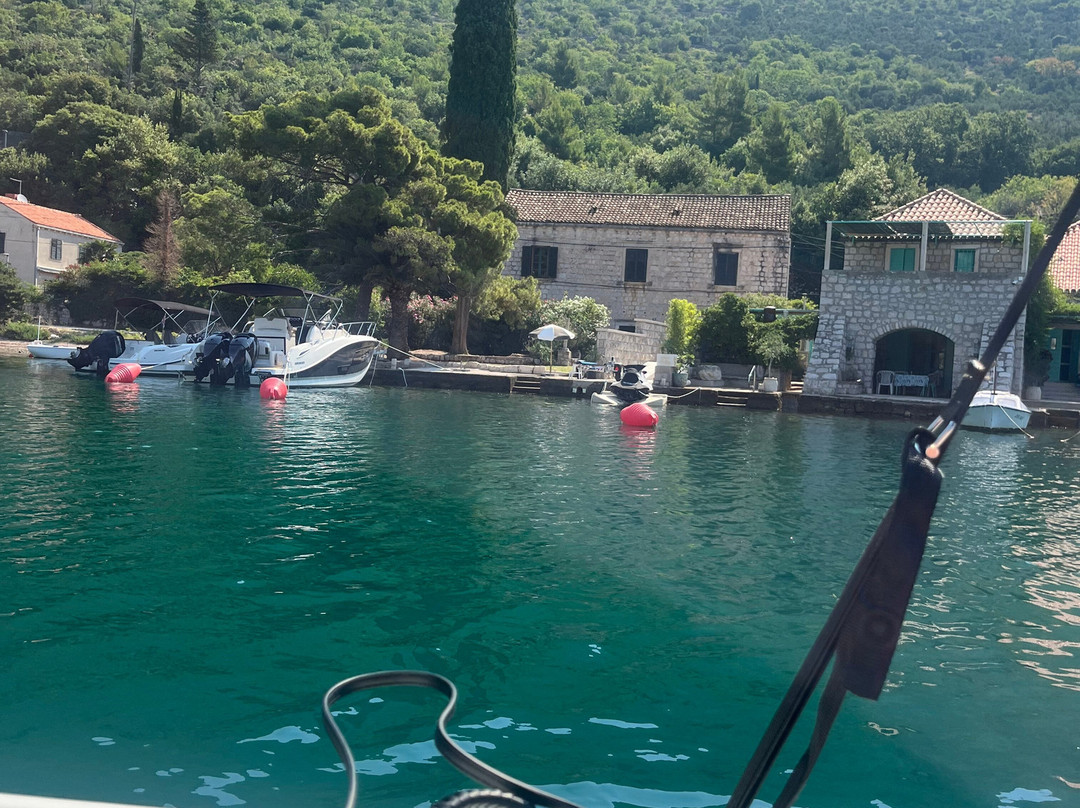 Boat Rental Orašac-奥拉萨奇必去景点