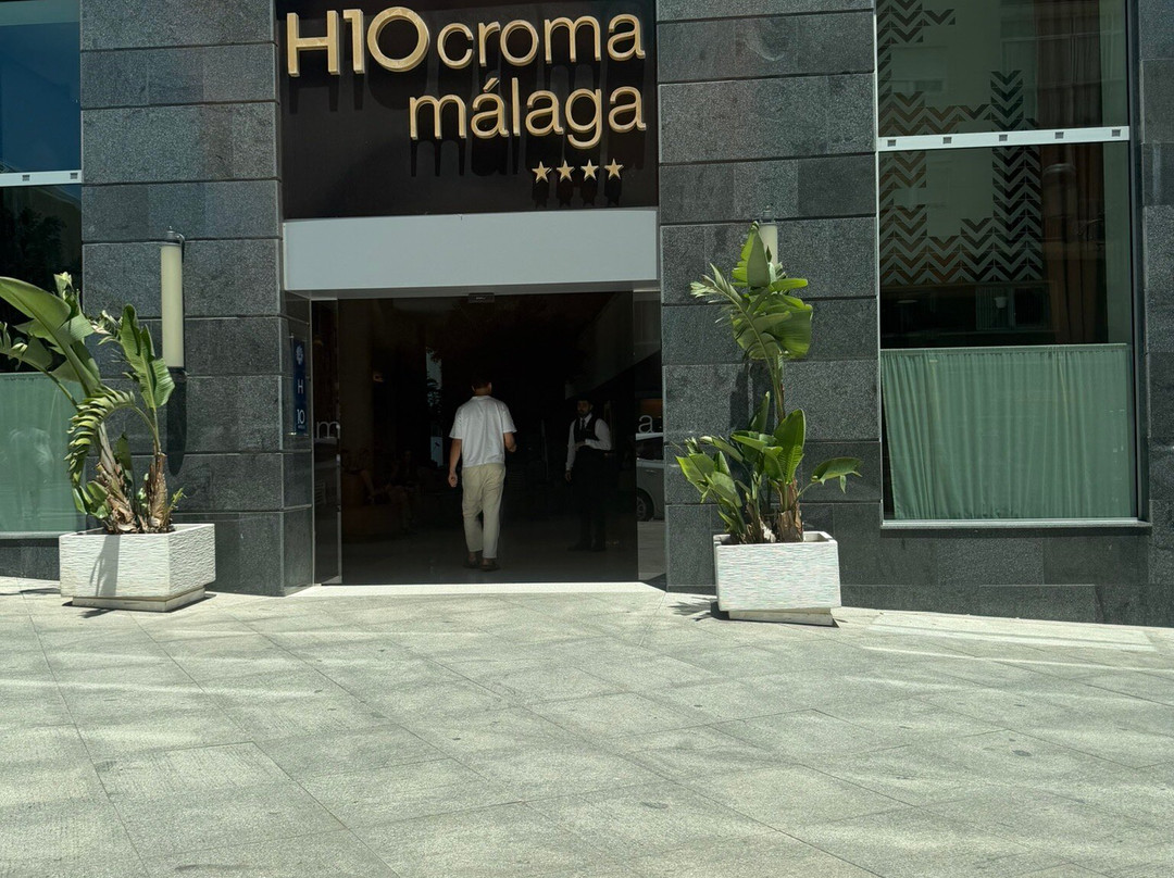H10马拉加克罗玛酒店主图